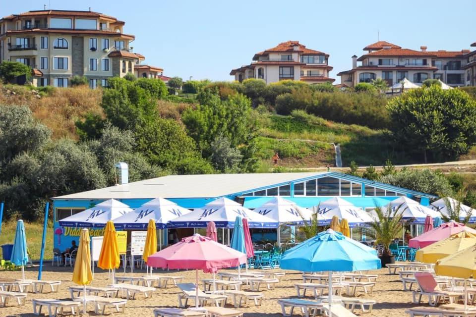 Atlantis Atmosphere Apartment Burgas ภายนอก รูปภาพ